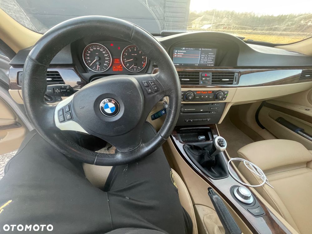 BMW Seria 3 ver-325i - 21