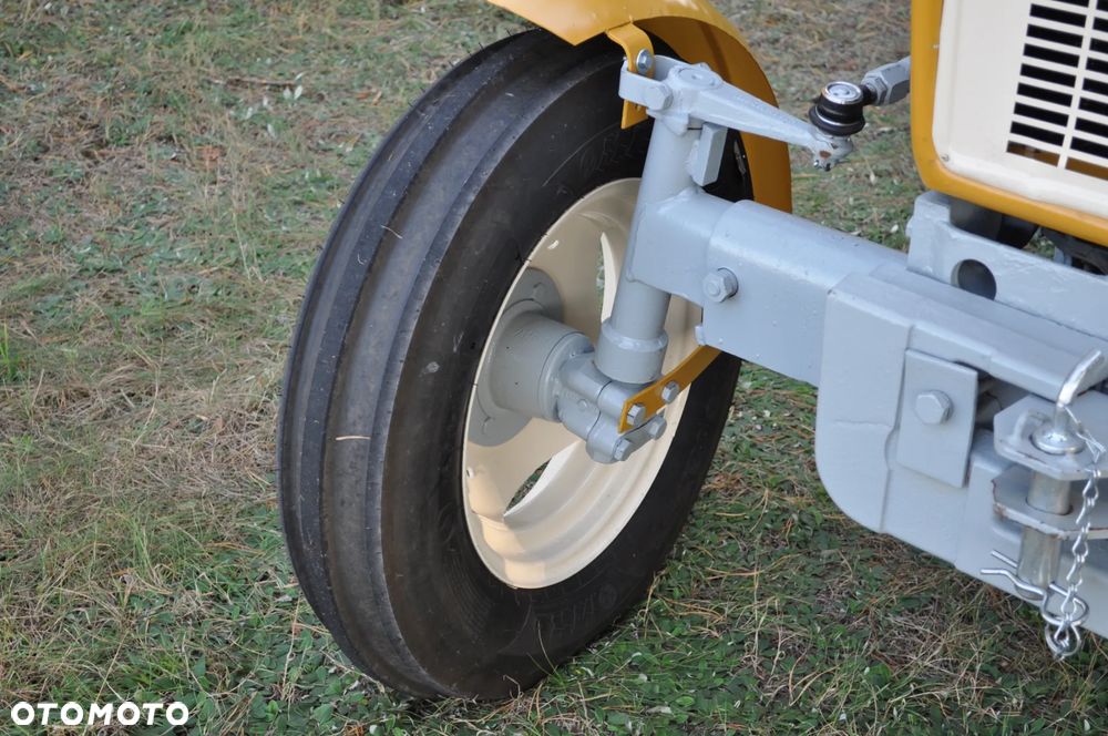 Ursus C-330 - 21