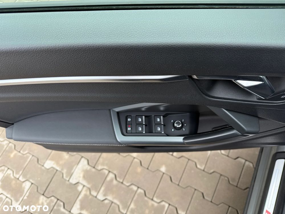 Audi Q3 35 TDI S tronic S line - 8