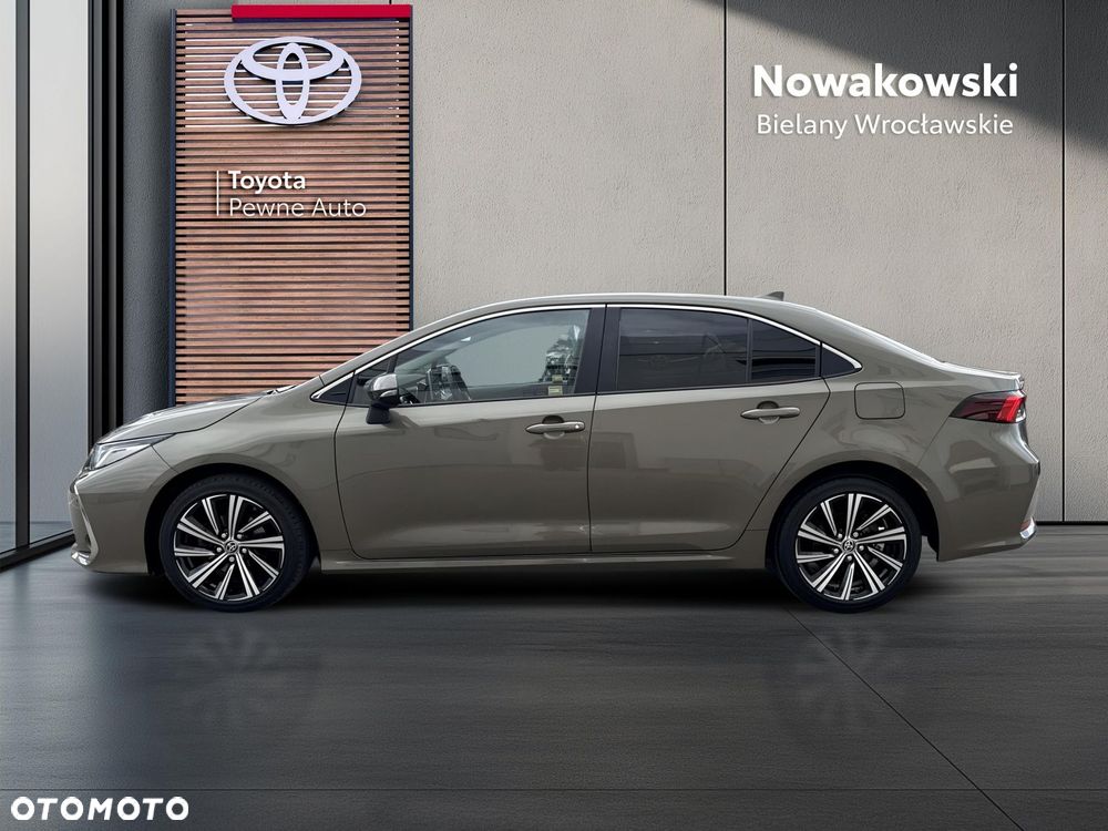 Toyota Corolla - 4