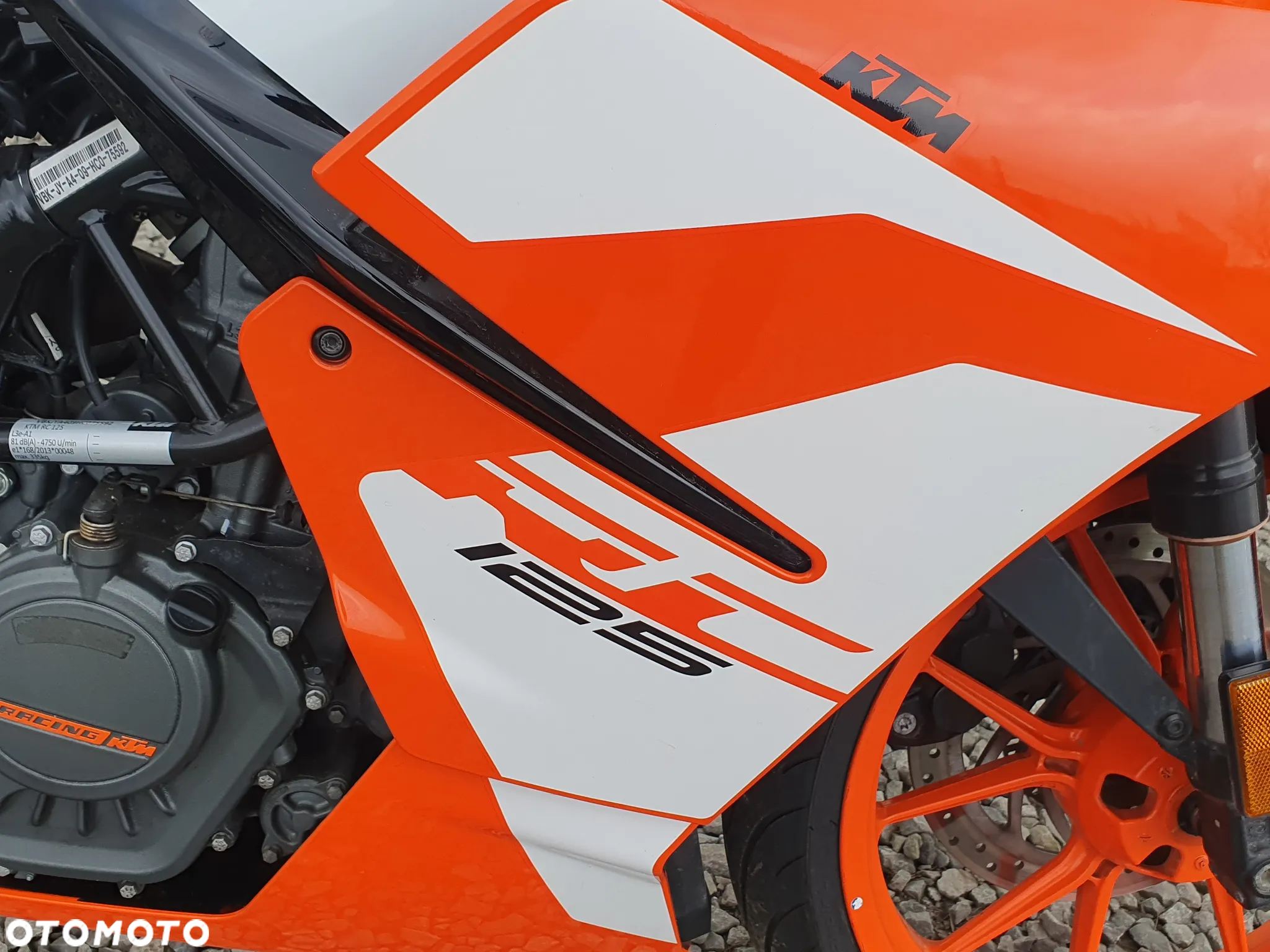KTM RC 125 - 4