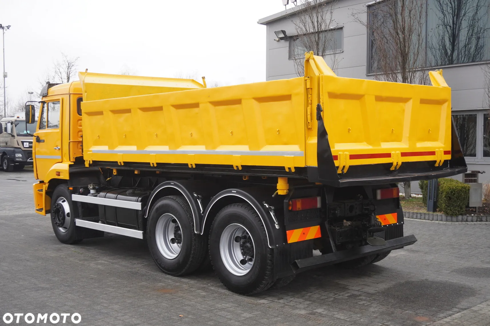 Kamaz T2530 E5 6×4 / Wywrotka 3 stronna - 7