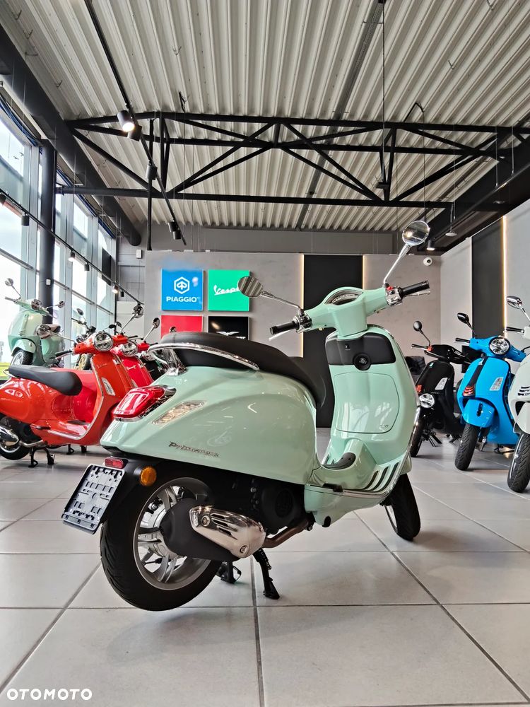 Vespa Primavera - 3