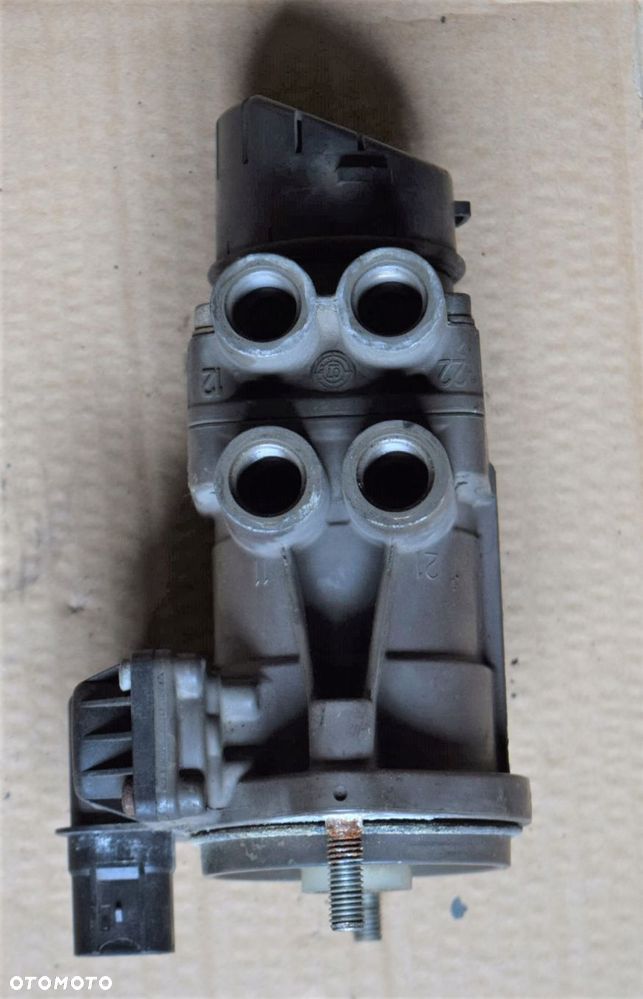 ZAWÓR GŁÓWNY HAMULCA POD PEDAŁ MAN TGA TGX TGS - 3