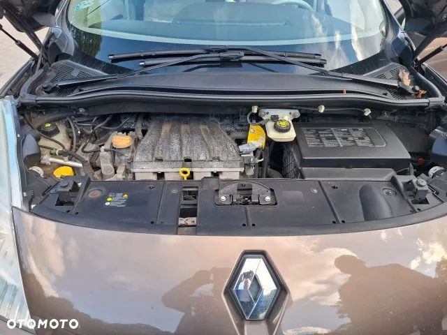Renault Scenic 2.0 16V 140 CVT Dynamique - 9