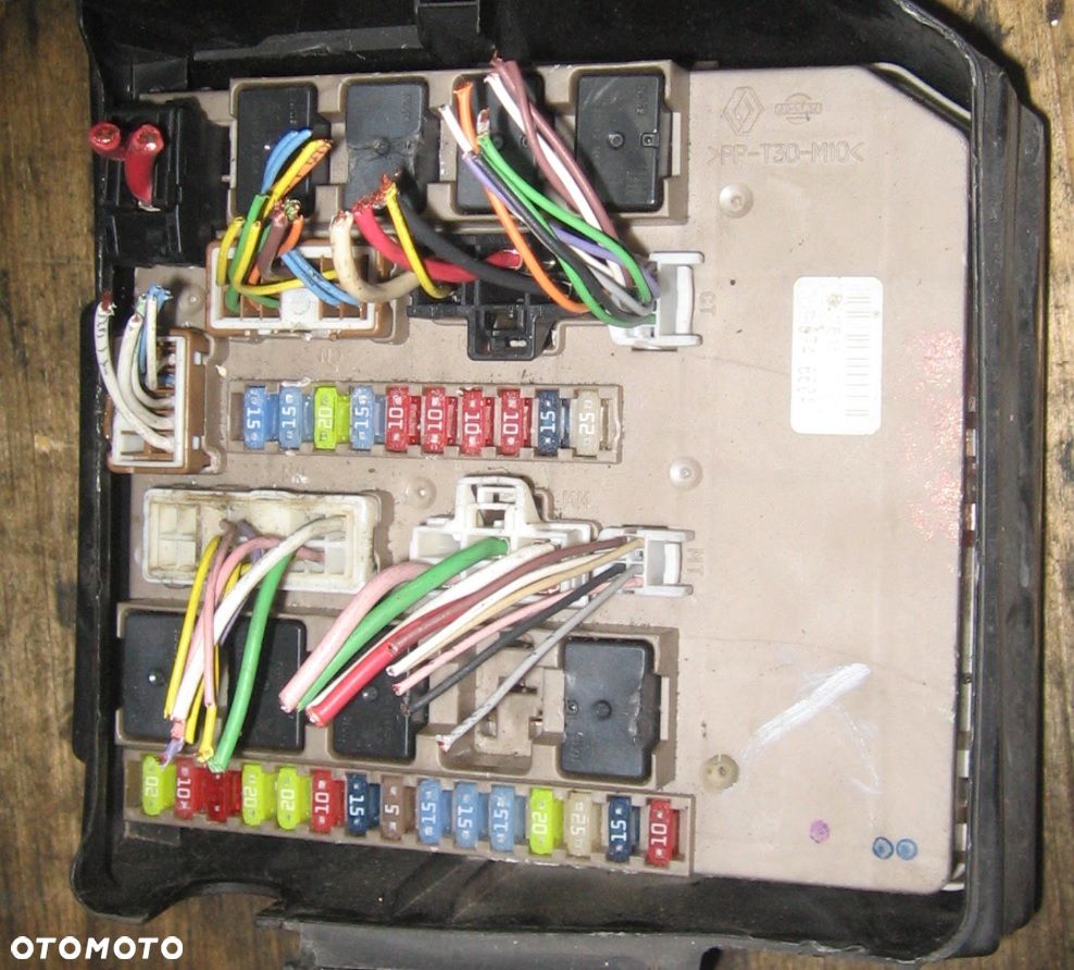 sterownik moduł BSI UCH BSM CLIO III  674660A RENAULT - 3