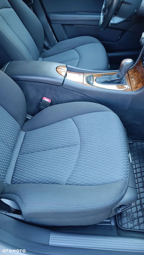 Mercedes-Benz Klasa E 200 Kompressor Automatik Elegance - 14