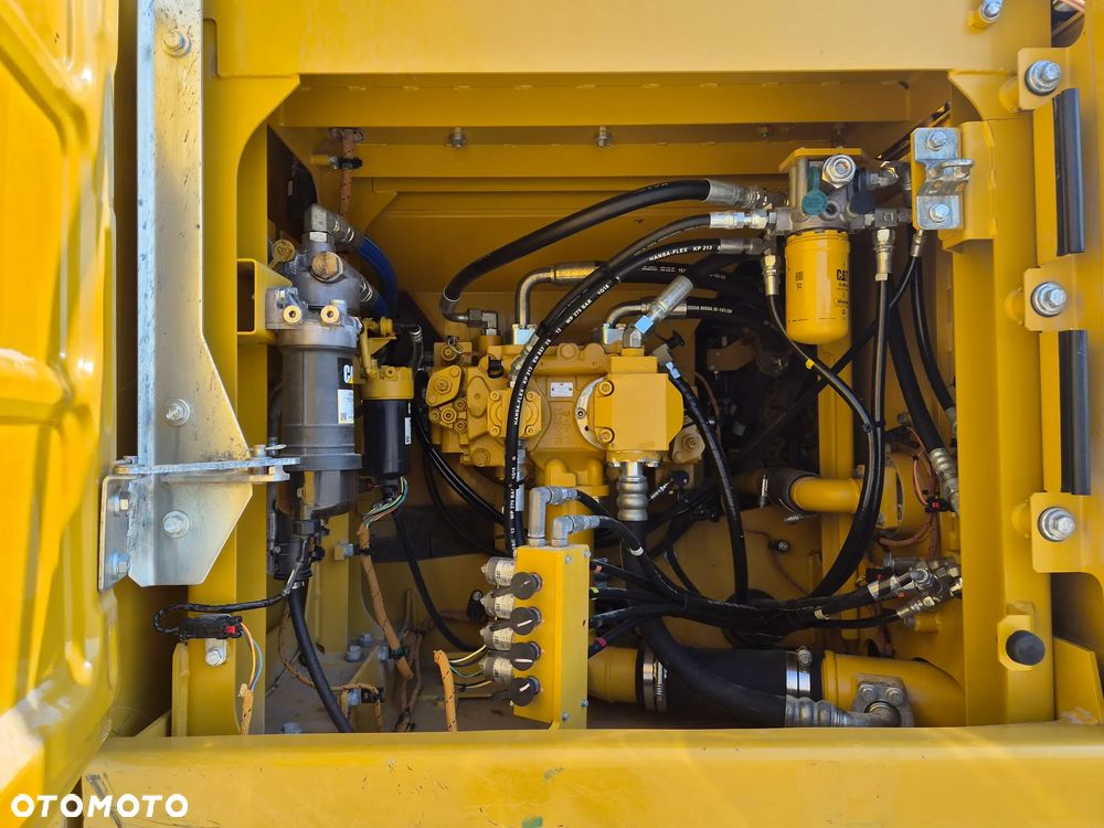 Caterpillar 320 FL spr z Niemiec oryginał - 17