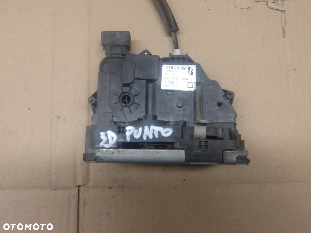 FIAT GRANDE PUNTO HB 3D 05-09 ZAMEK DRZWI PRAWY LEWY PRZÓD PRZEDNI 51849039 51905697 - 12