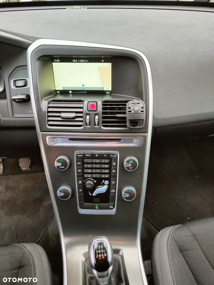 Volvo XC 60 D4 Kinetic - 16