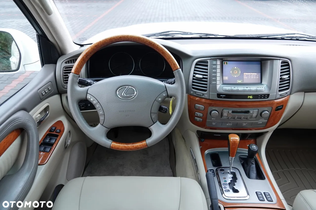 Lexus LX 470 - 17