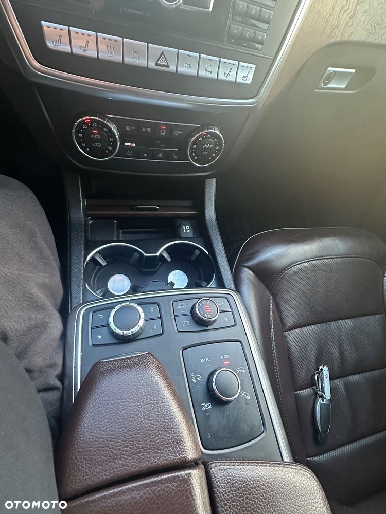 Mercedes-Benz GL 350 BlueTEC 4-Matic - 20