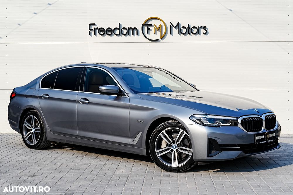 BMW Seria 5 530e Aut. Luxury Line - 7