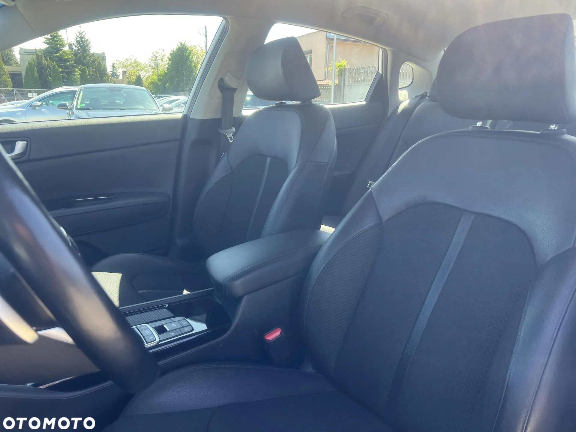 Kia Optima 1.6 T-GDI L DCT - 11