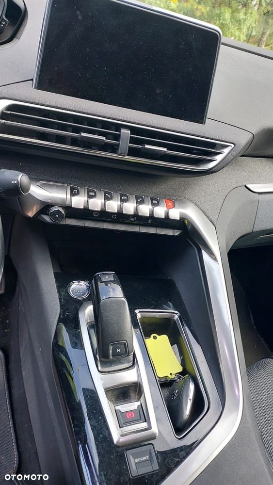 Peugeot 5008 1.2 PureTech Allure Pack S&S EAT8 - 12