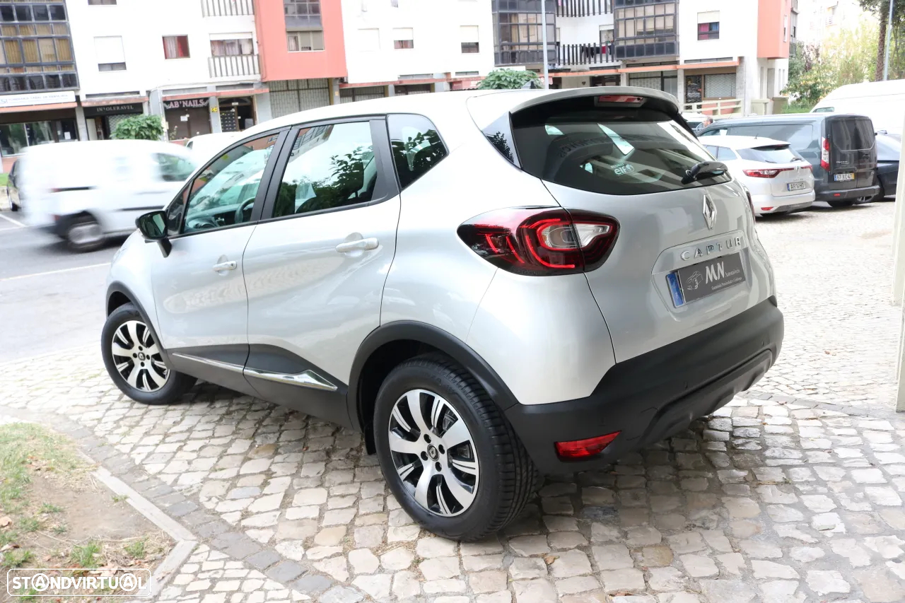 Renault Captur 1.5 dCi Exclusive EDC - 5