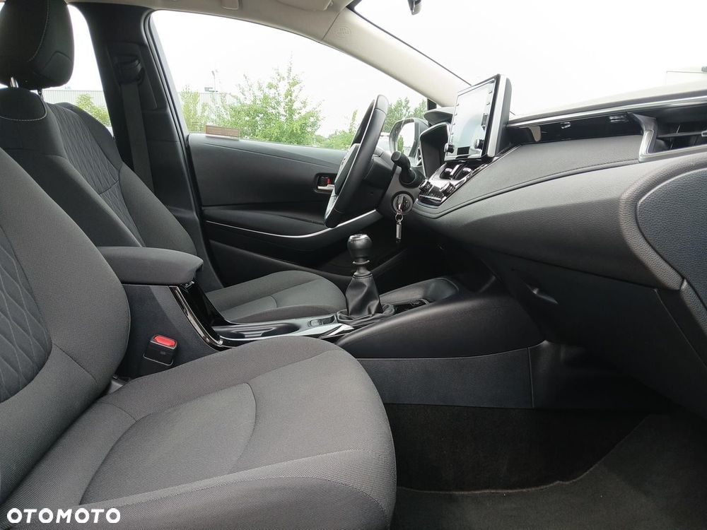 Toyota Corolla - 12
