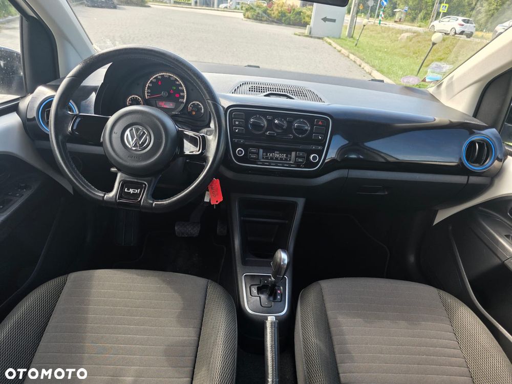 Volkswagen up! - 24