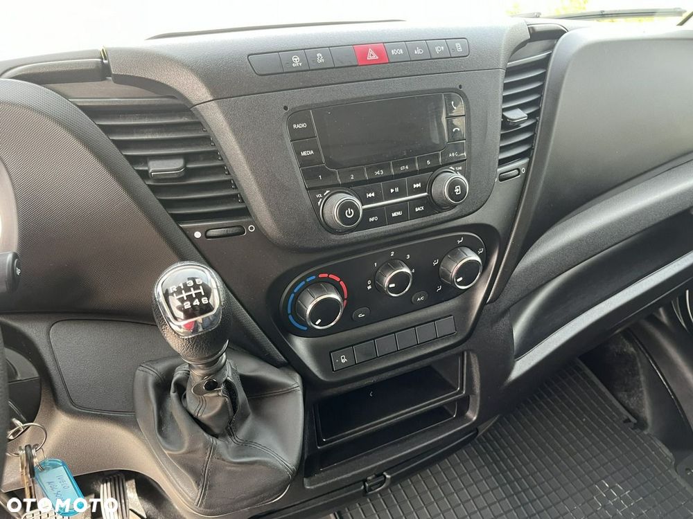 Iveco Daily - 16