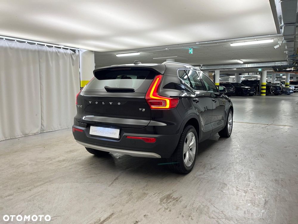 Volvo XC 40 T3 Momentum - 12
