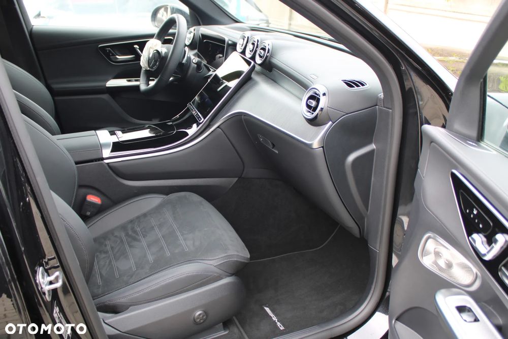 Mercedes-Benz GLC 300 e PHEV 4-Matic AMG Line - 15