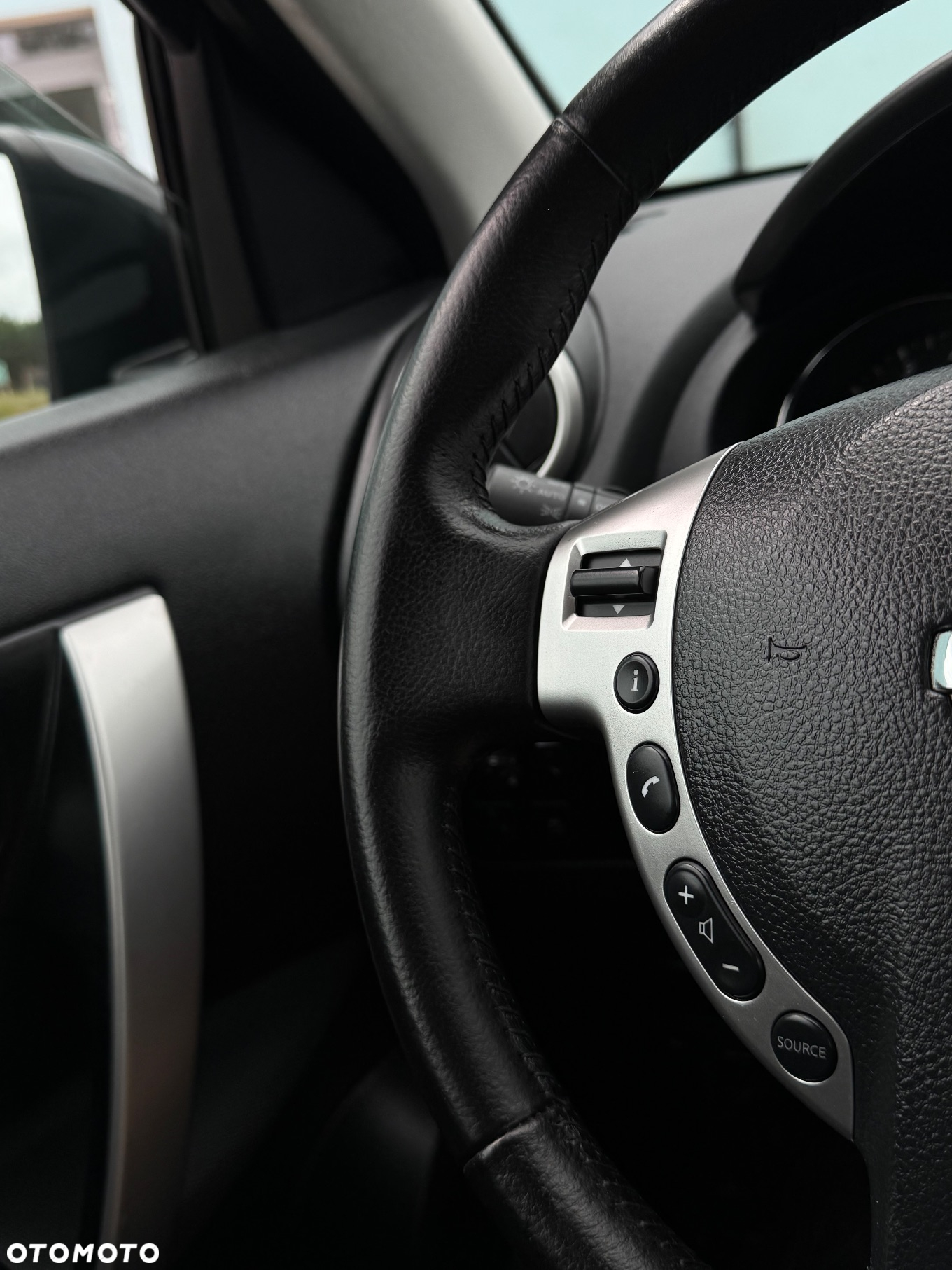 Nissan Qashqai 2.0 Tekna Premium - 29