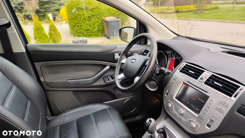 Ford Kuga 2.0 TDCi Titanium FWD - 17