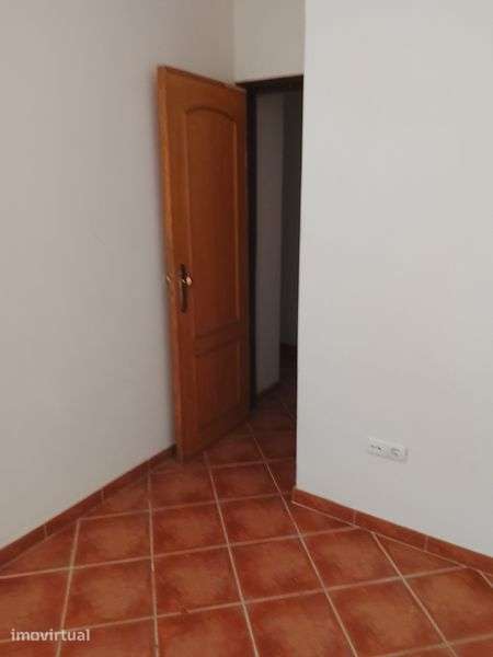 Arrendo moradia t 2 - Grande imagem: 2/12