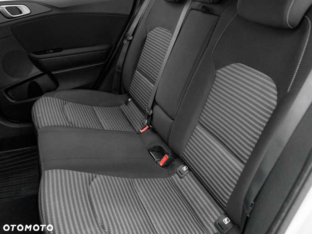 Kia Ceed 1.5 T-GDI M - 24