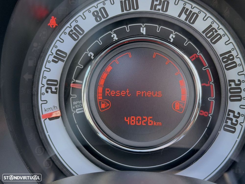 Fiat 500C 1.0 Hybrid Sport - 24