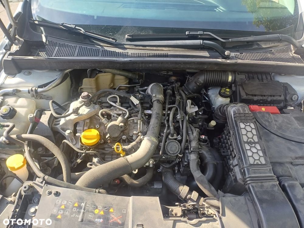 Renault Megane TCe 140 GPF INTENS - 17