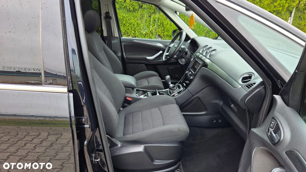 Ford S-Max 2.0 TDCi DPF Titanium X - 27