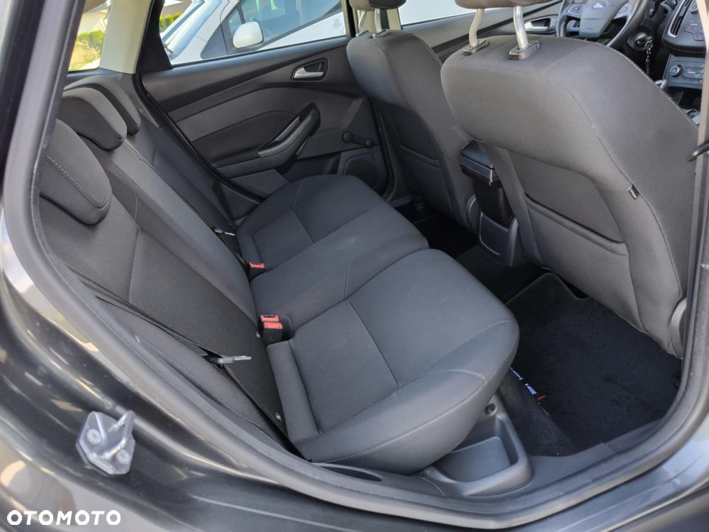 Ford Focus 1.0 EcoBoost Trend - 16