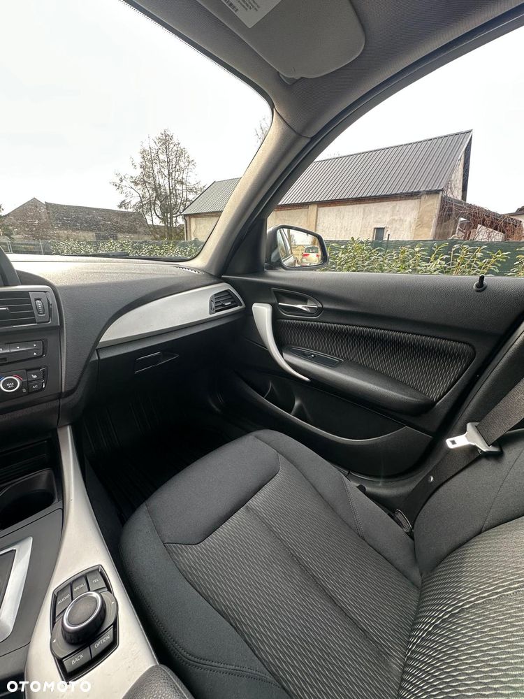 BMW Seria 1 116d - 14