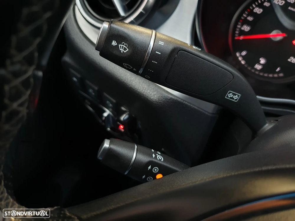 Mercedes-Benz X 250 Aut. PURE - 24