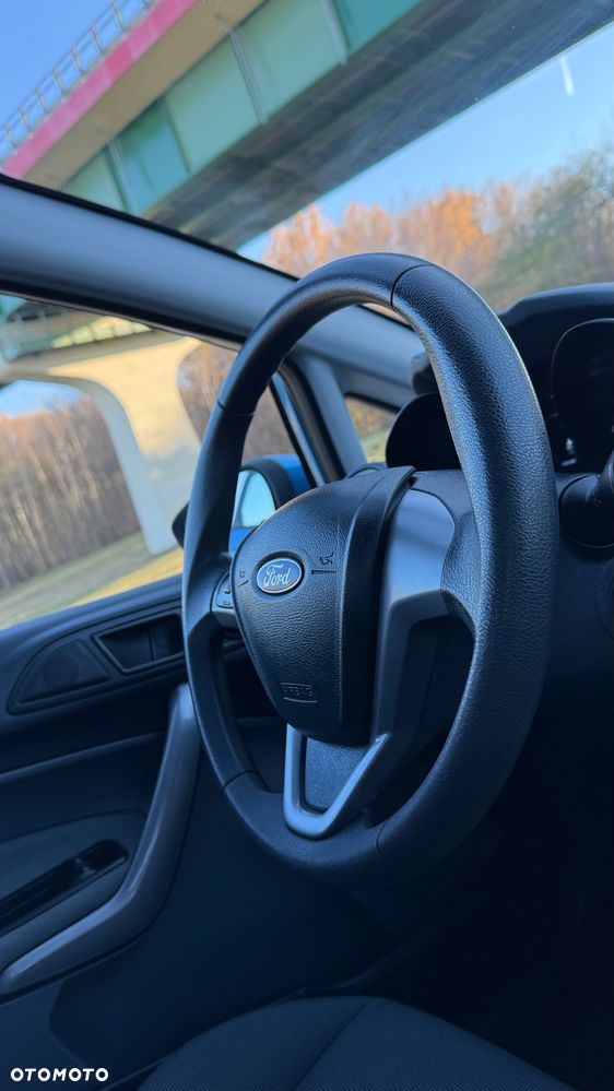 Ford Fiesta 1.25 Ambiente - 27