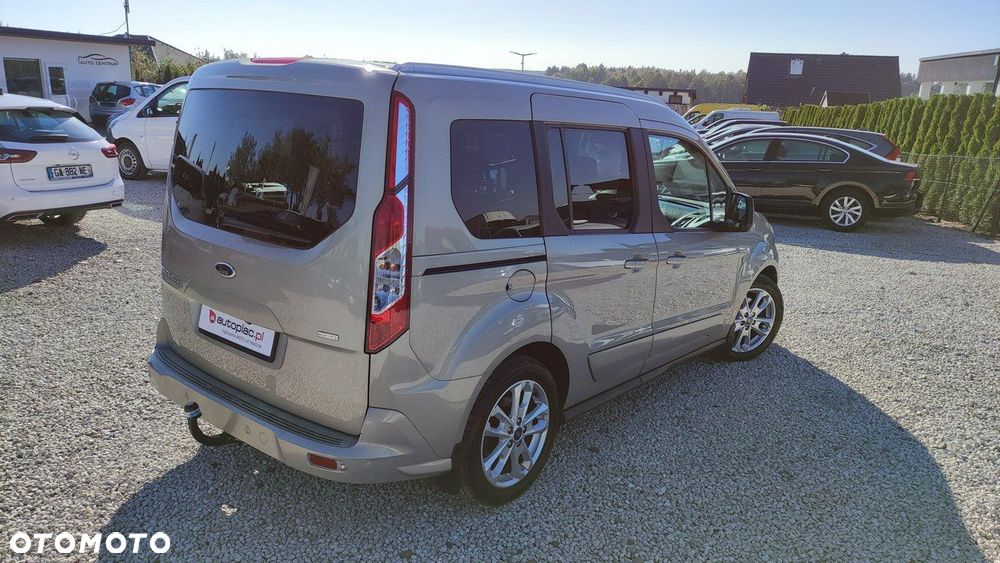 Ford Tourneo Connect - 11