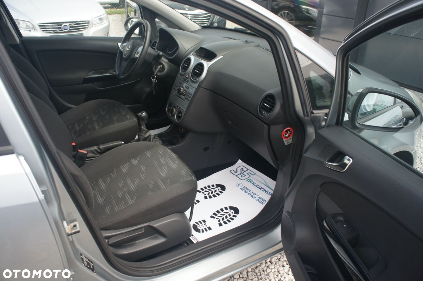 Opel Corsa - 8