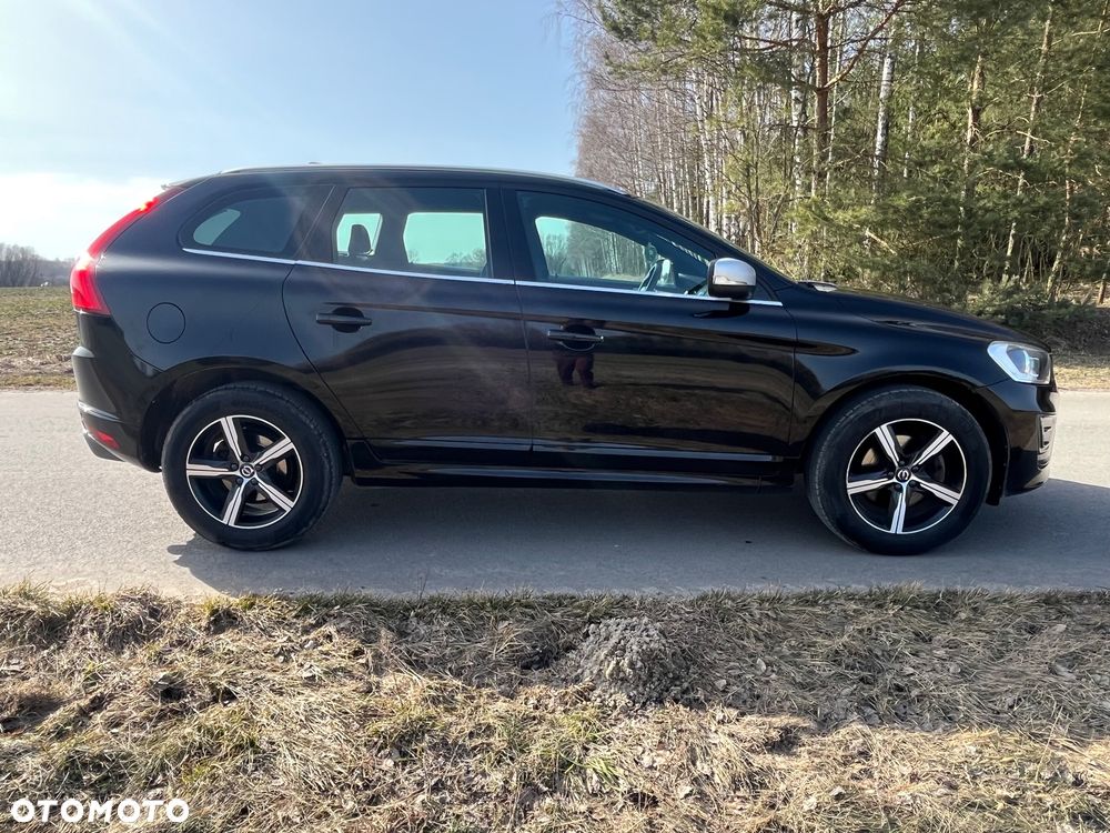 Volvo XC 60 D3 Drive-E R-Design Momentum - 5