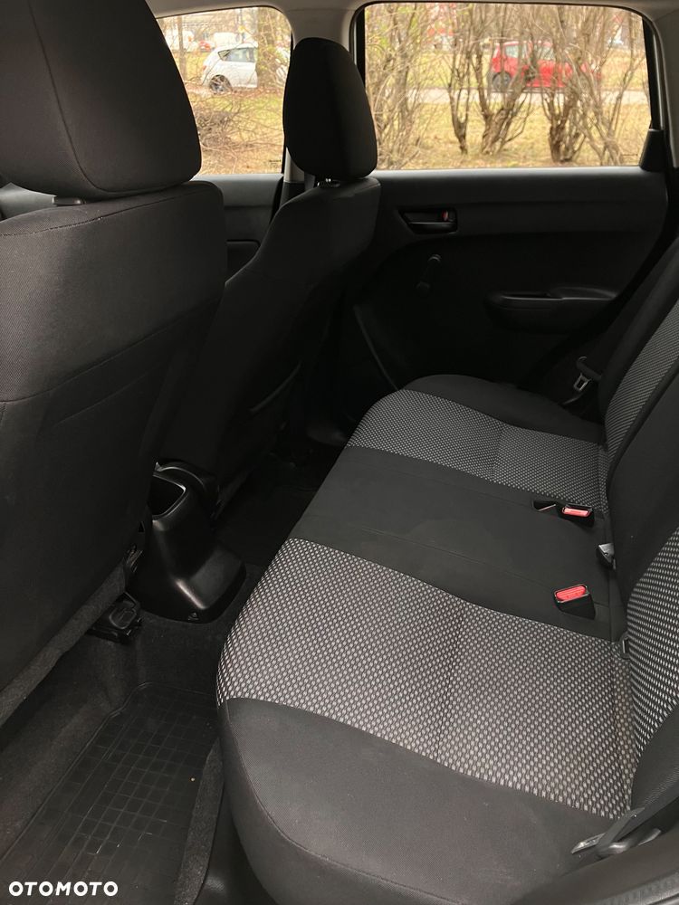 Suzuki Vitara 1.6 Comfort 2WD - 22