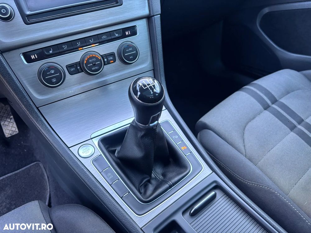 Volkswagen Golf 1.4 TSI (BlueMotion Technology) Comfortline - 25