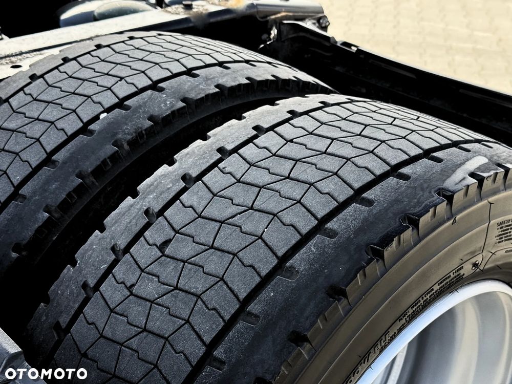 MAN TGX 18.460 / MEGA / LOW DECK / SALON PL - 17