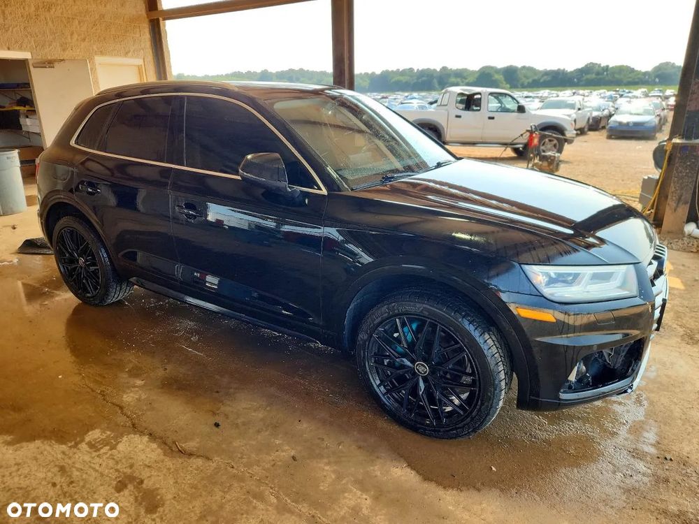 Audi Q5 2.0 TFSI Quattro S tronic design - 2