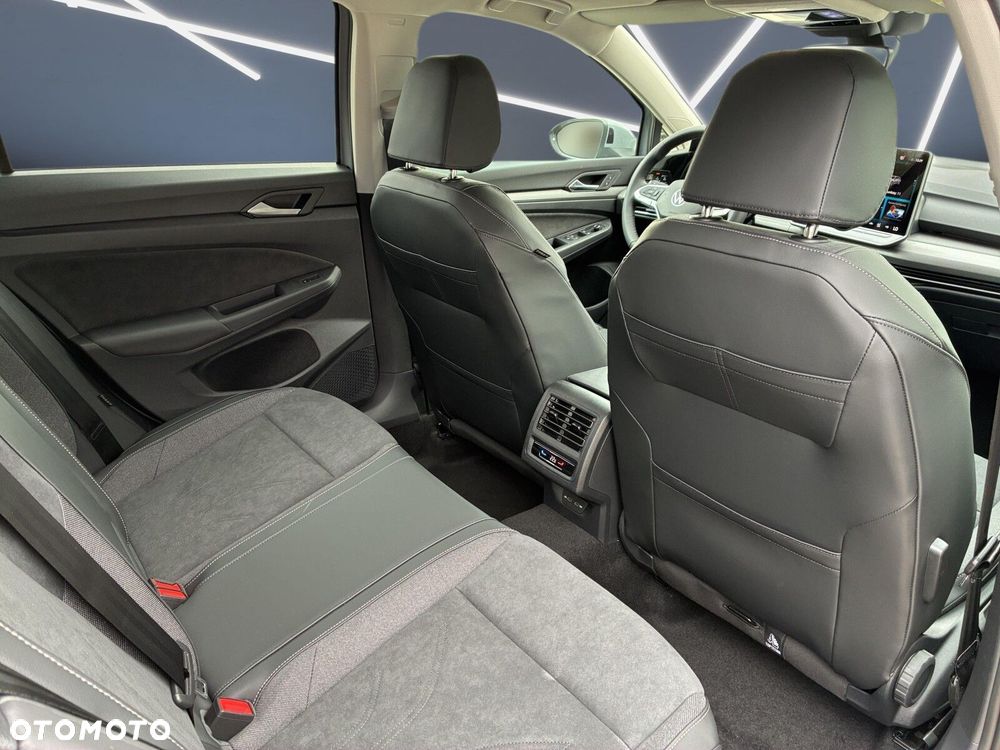 Volkswagen Golf Variant 2.0 TDI Style DSG - 29