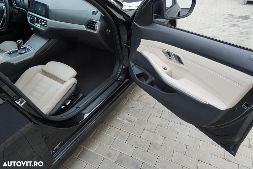 BMW Seria 3 318d Aut. Luxury Line - 24