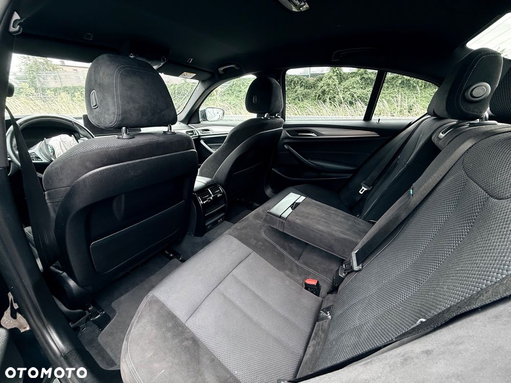 BMW Seria 5 520d xDrive M Sport sport - 6