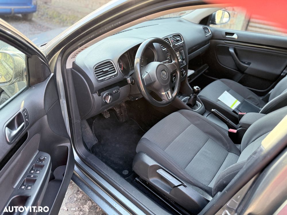 Volkswagen Golf 1.6 TDI DPF Style - 6