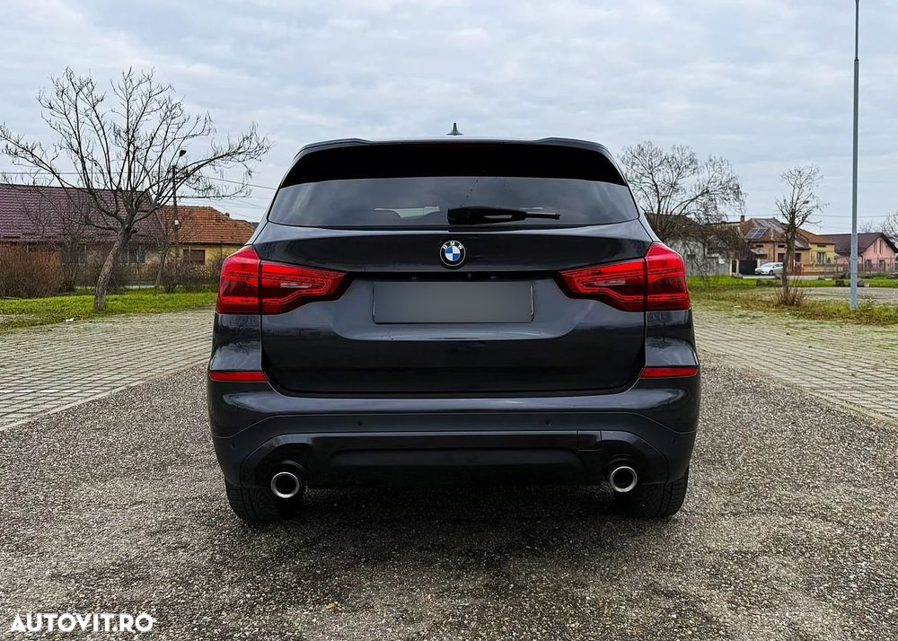BMW X3 xDrive20d AT xLine - 10
