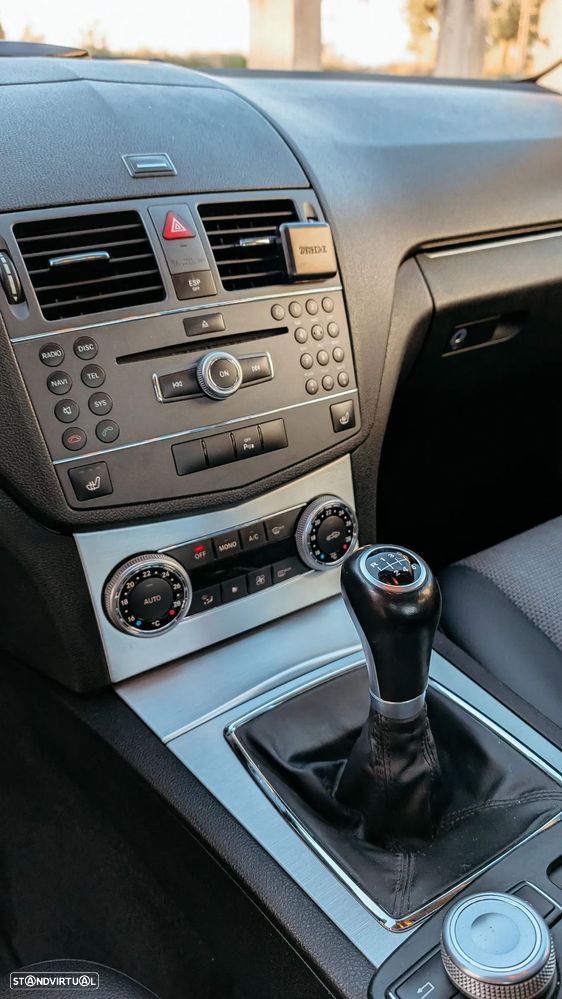 Mercedes-Benz C 220 CDI DPF BlueEFFICIENCY - 17