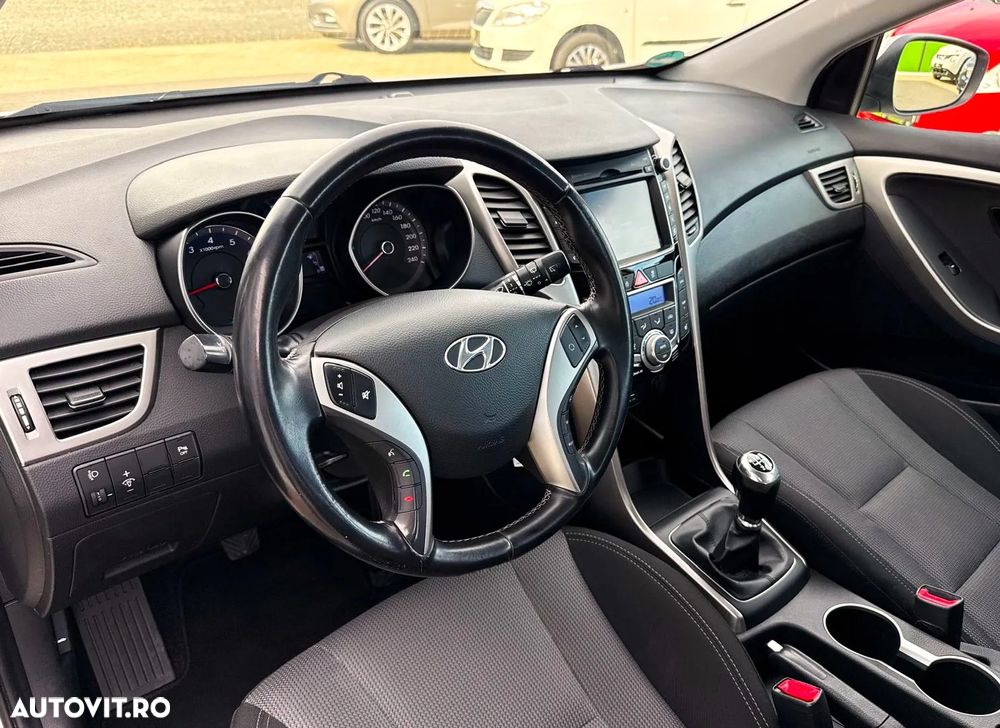 Hyundai i30 i30cw 1.4 Style - 8